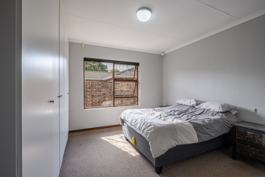 4 Bedroom Property for Sale in Summerstrand Eastern Cape